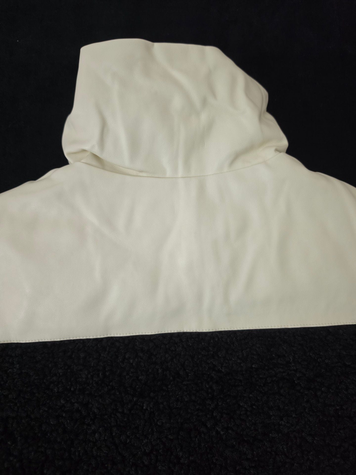 ELAN Reversible Sherpa Faux Leather Vest Black Off White Cream Medium NWT 7