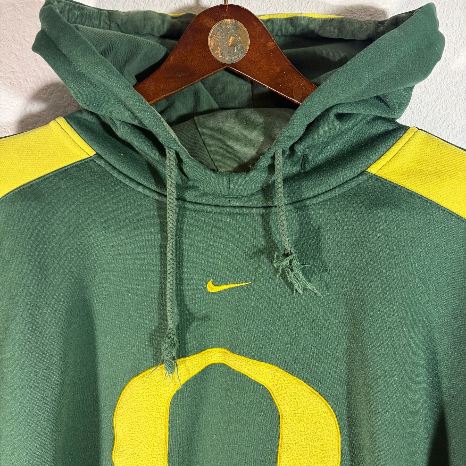 CRAZY CENTER SWOOSH Y2K Nike Oregon Ducks Hoodie 3