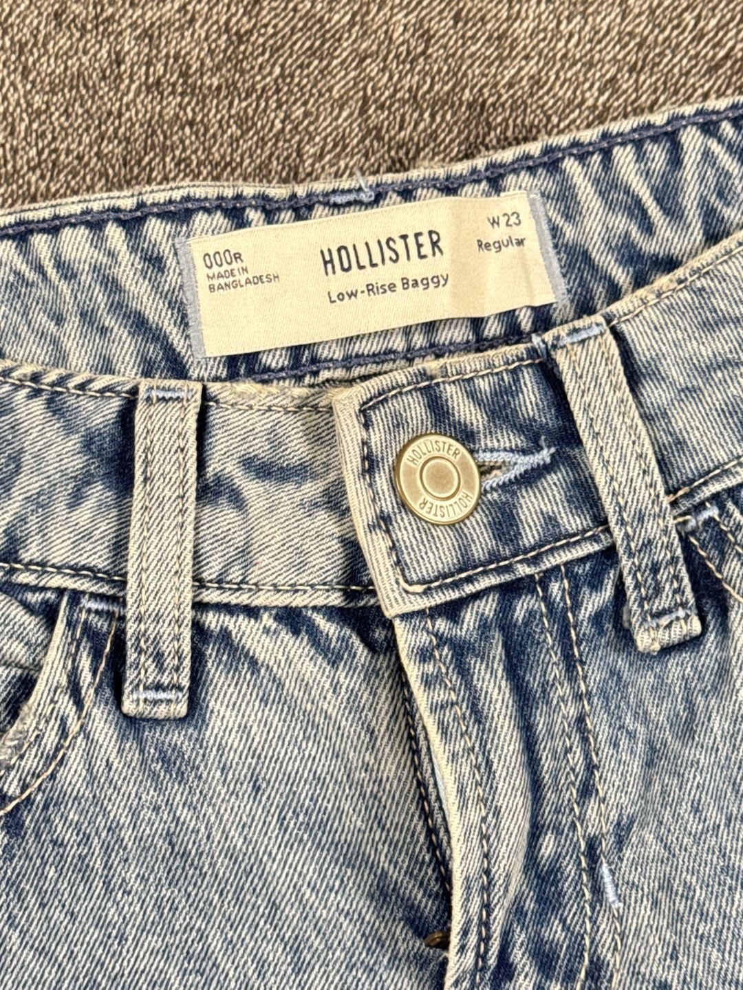 Hollister Low-Rise Baggy Jeans Size 000R Light Wash Denim 3