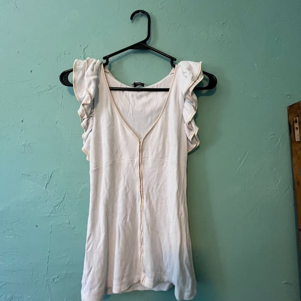 Bebe Ruffle Sleeveless Top Size S cream Y2K