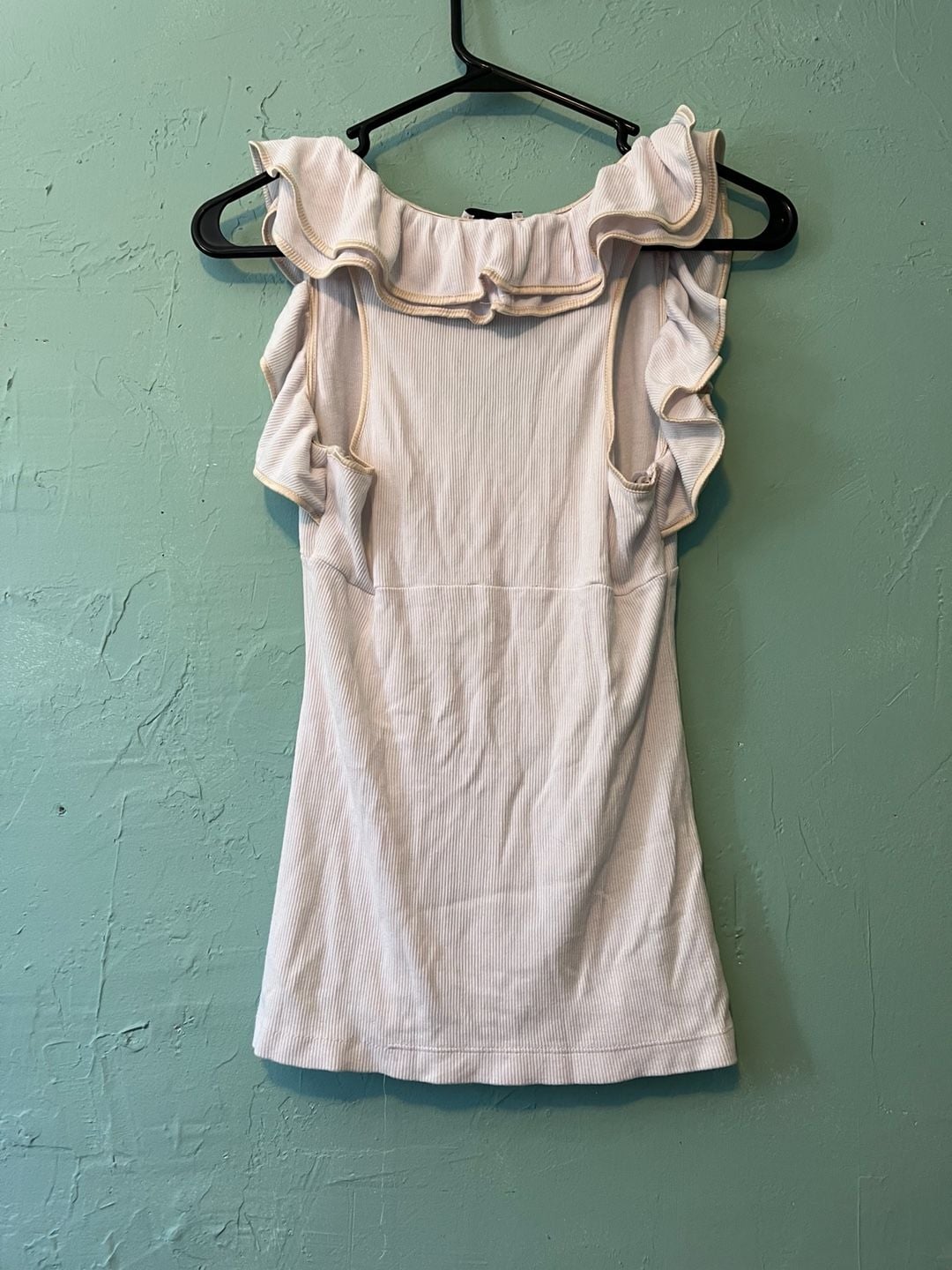 Bebe Ruffle Sleeveless Top Size S cream Y2K 6