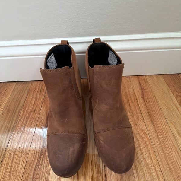 Sorel Evie Pull-On Wedge Ankle Boot Size 7 Brown Suede
