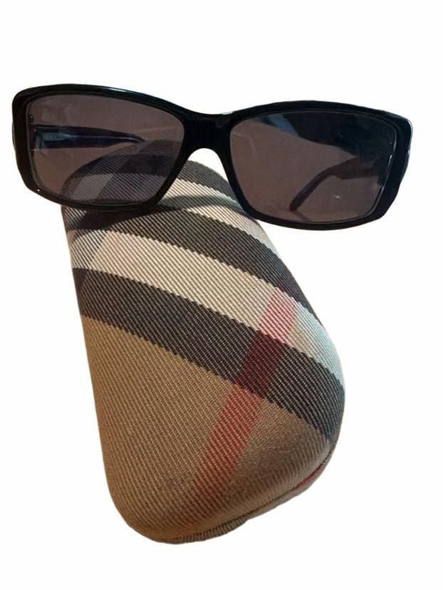 Burberry Square Sunglasses Black with Case 5