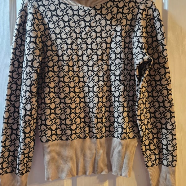 Guess Monogram Turtleneck Sweater Size XL Black Beige