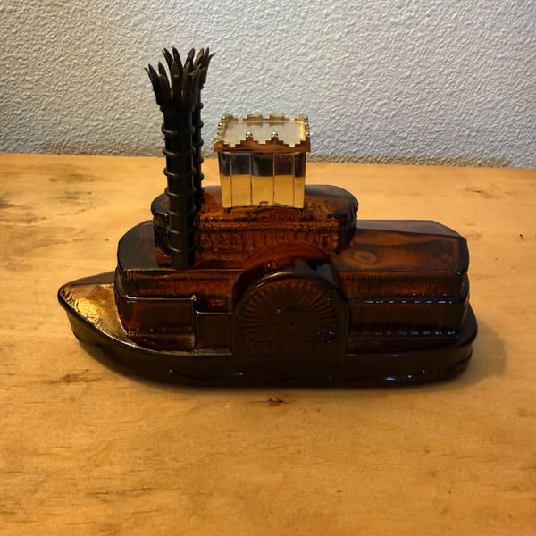 Avon Side Wheeler River Boat Wild Country 5 Fl. Oz.