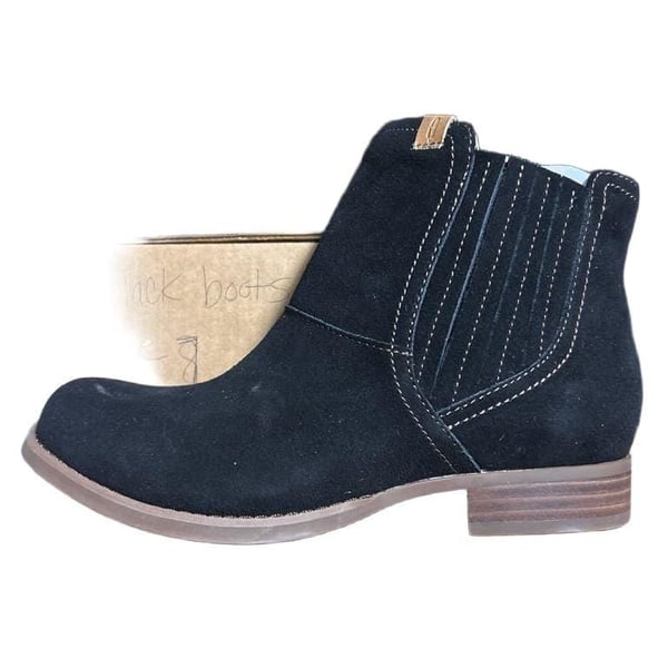 Lucky Brand Chelsea Boots Size 7 Black Suede