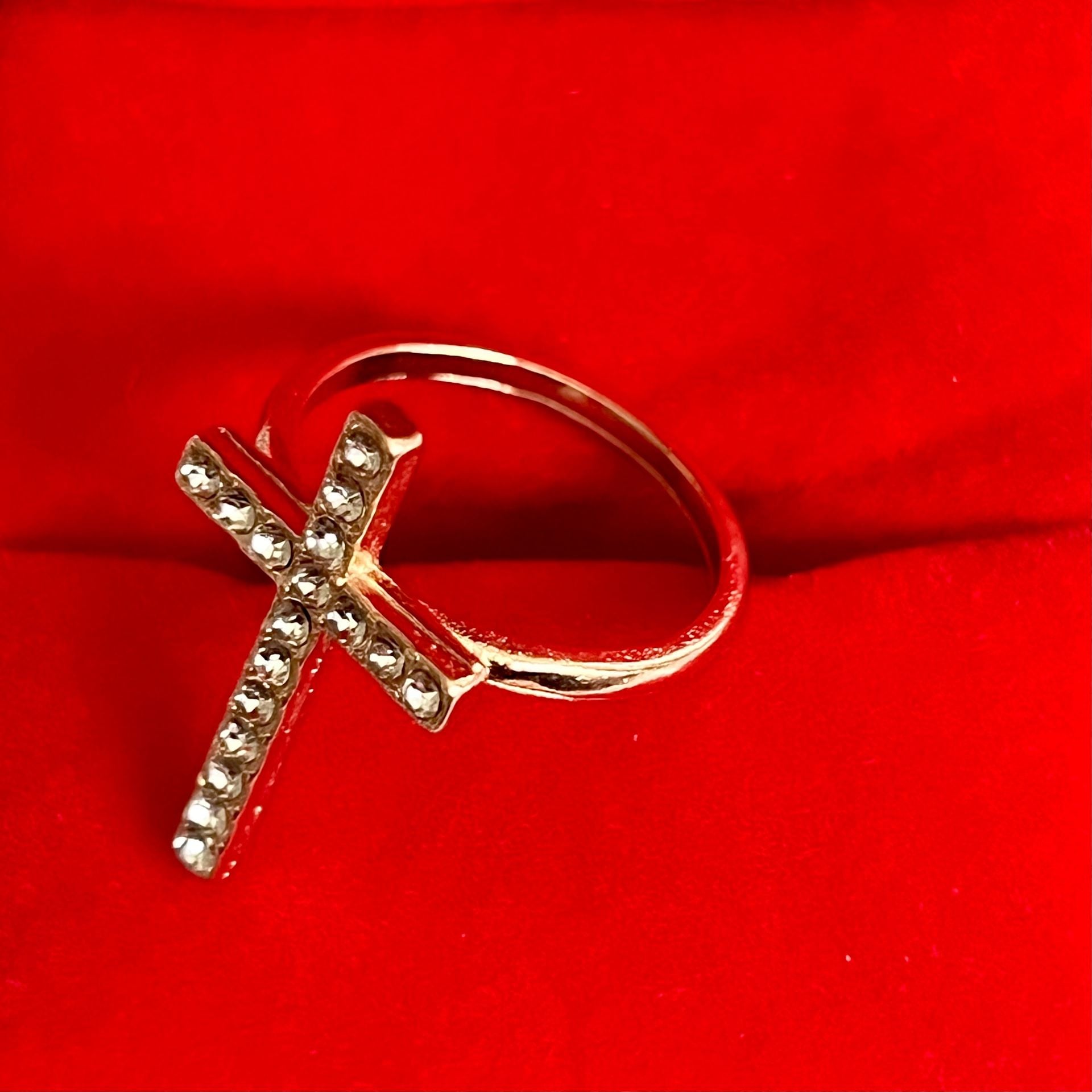 Gold Rhinestone Cross Ring Size 6 4