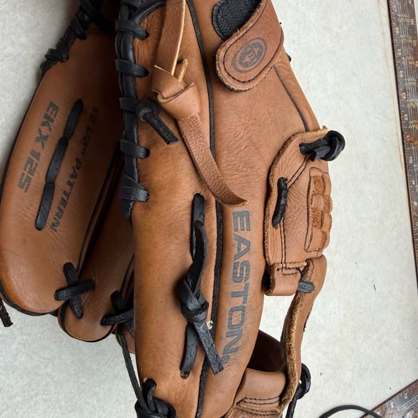 Easton EKX 125 Baseball Glove Size 12.5" Brown Leather