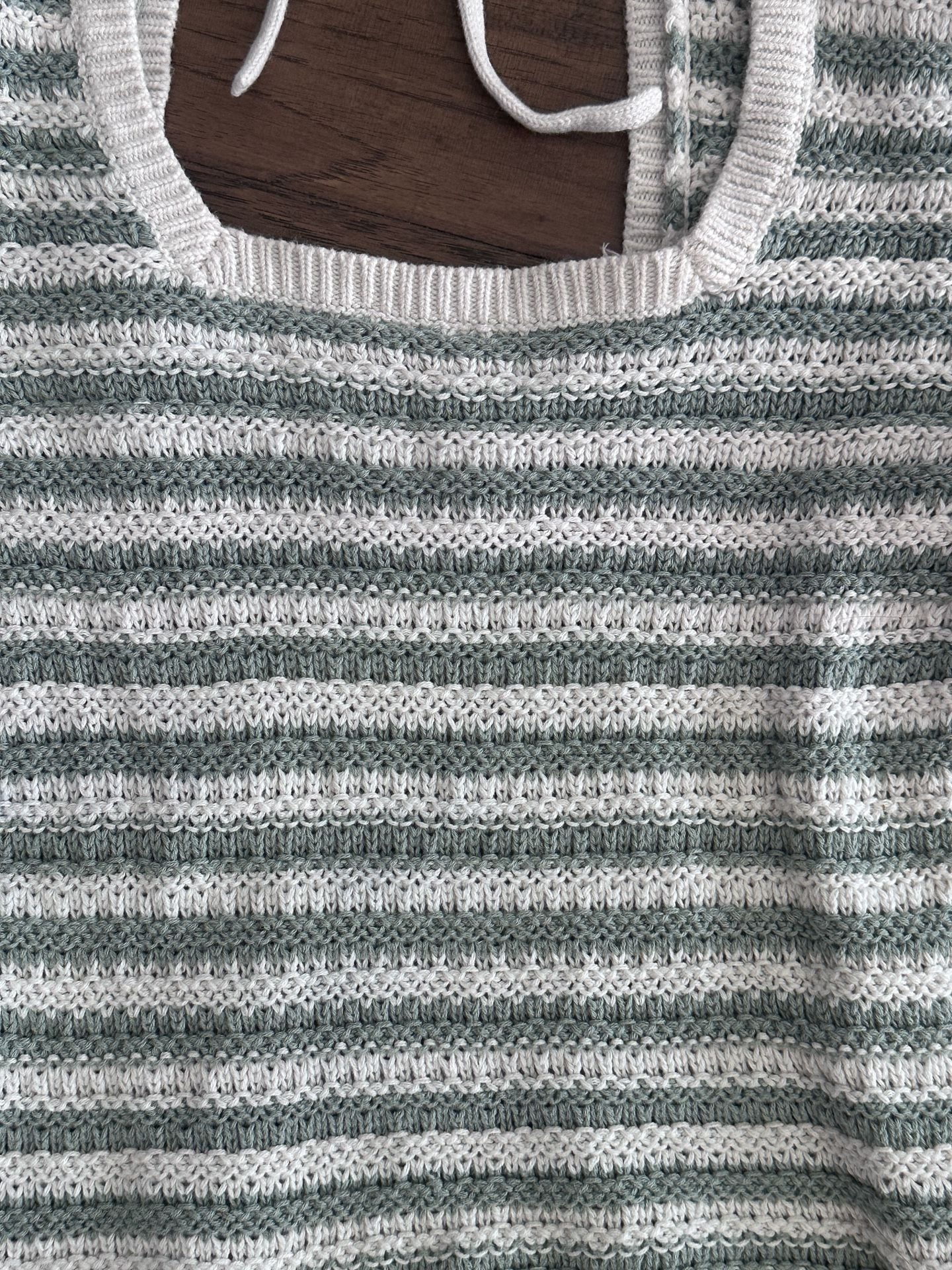Hollister Crochet Knit Crop Sweater Size M Blue White Striped 4
