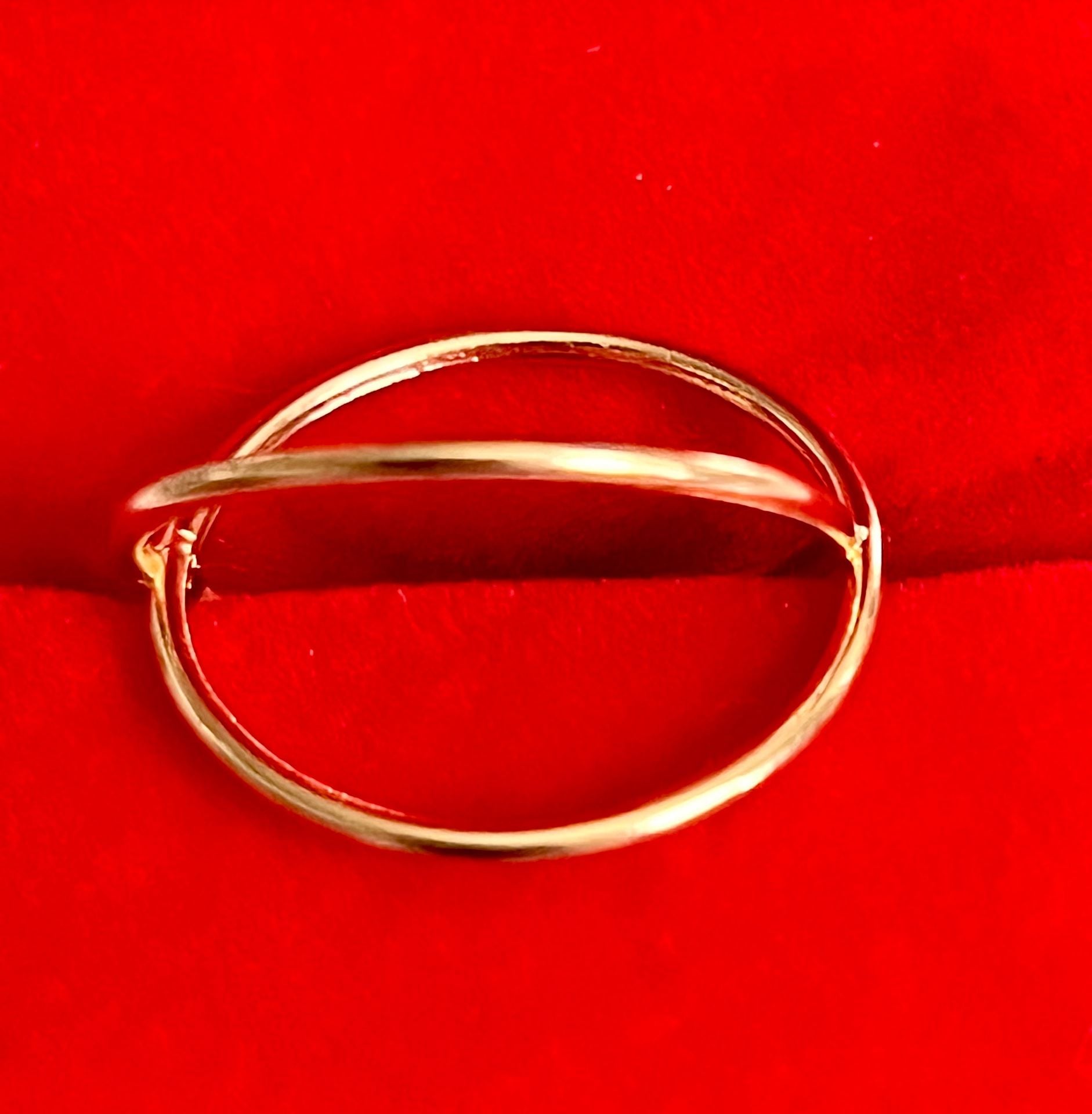 Gold Tone Interlocked Double Circle Ring Size 6 3