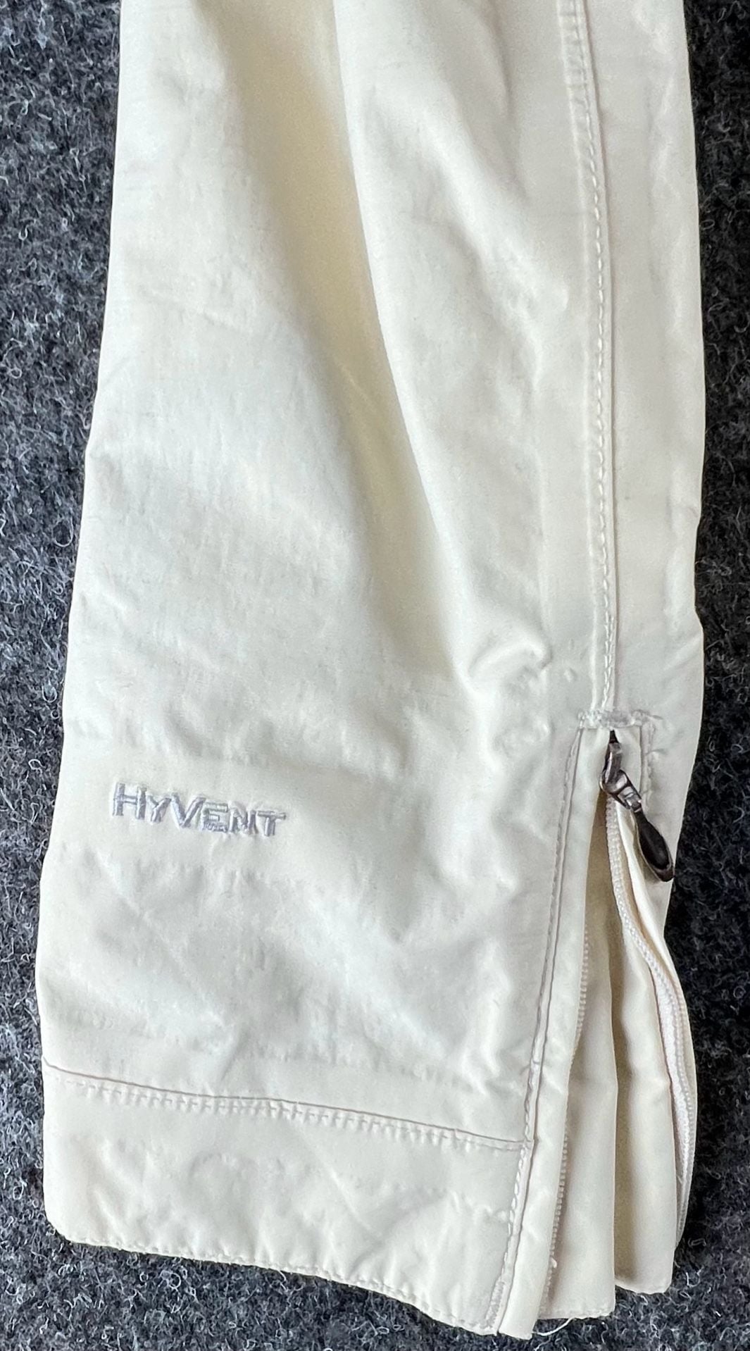 The North Face Hyvent Hooded Rain Jacket Cream White 5