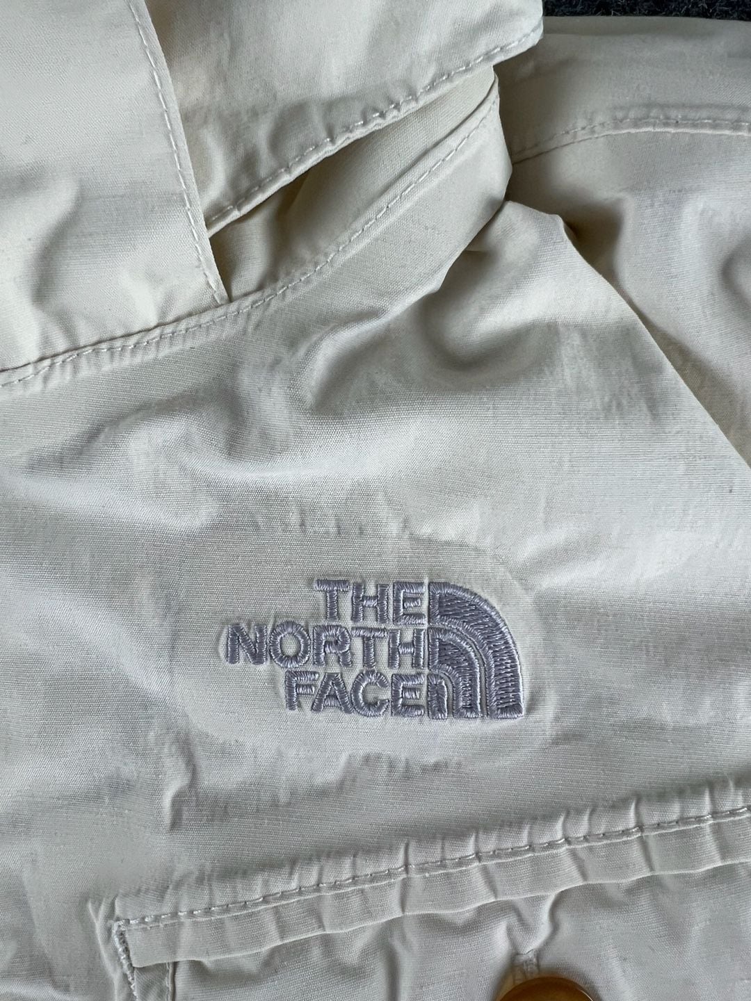 The North Face Hyvent Hooded Rain Jacket Cream White 10