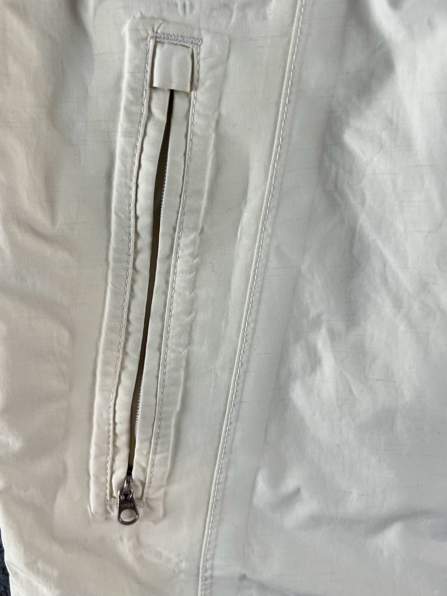 The North Face Hyvent Hooded Rain Jacket Cream White 11