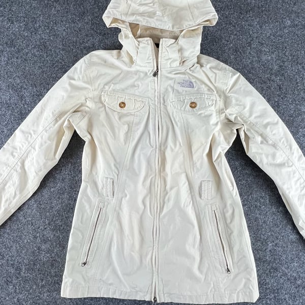 The North Face Hyvent Hooded Rain Jacket Cream White