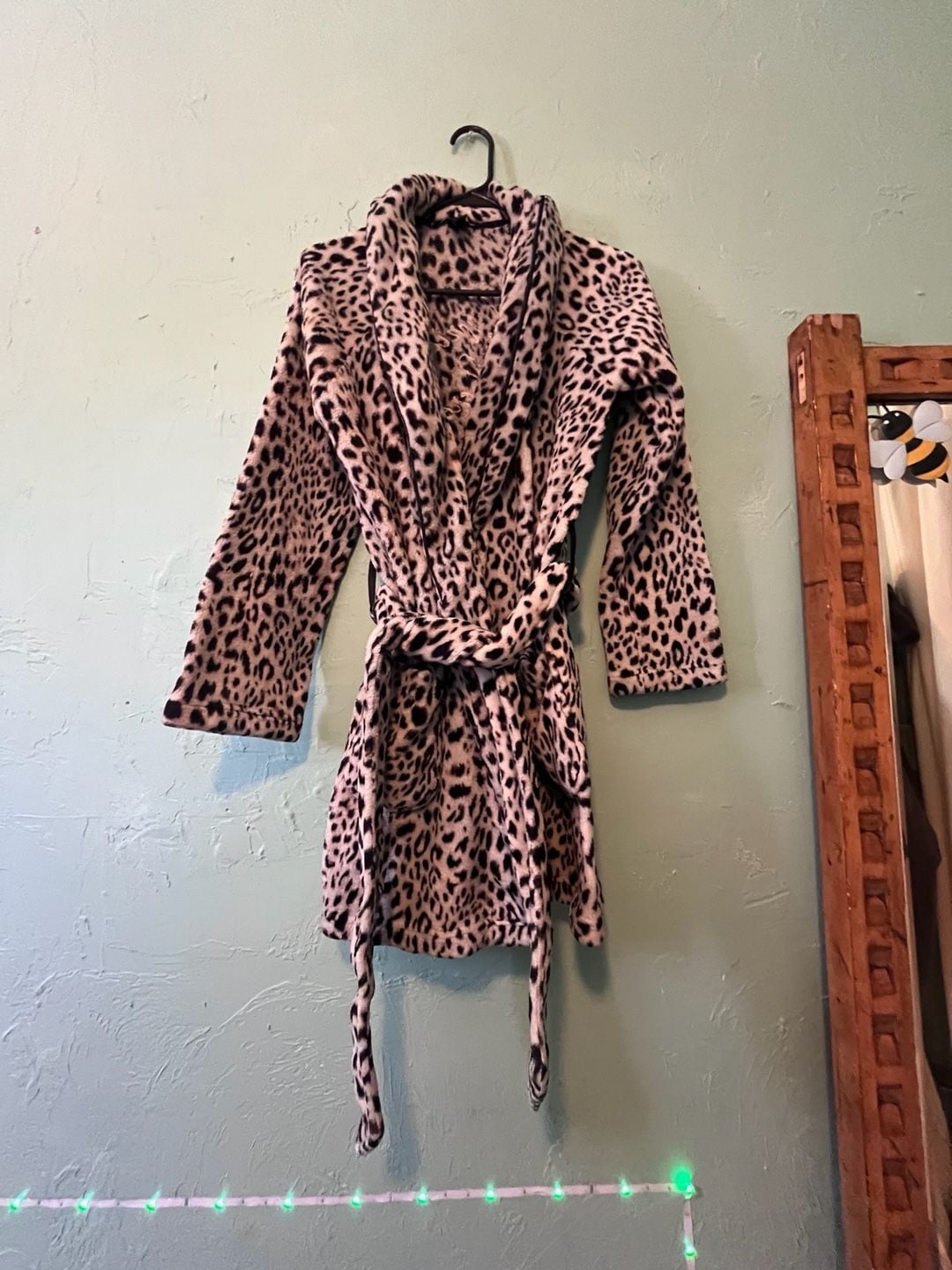 Victoria's Secret Leopard Fleece Robe Size XS/S 3