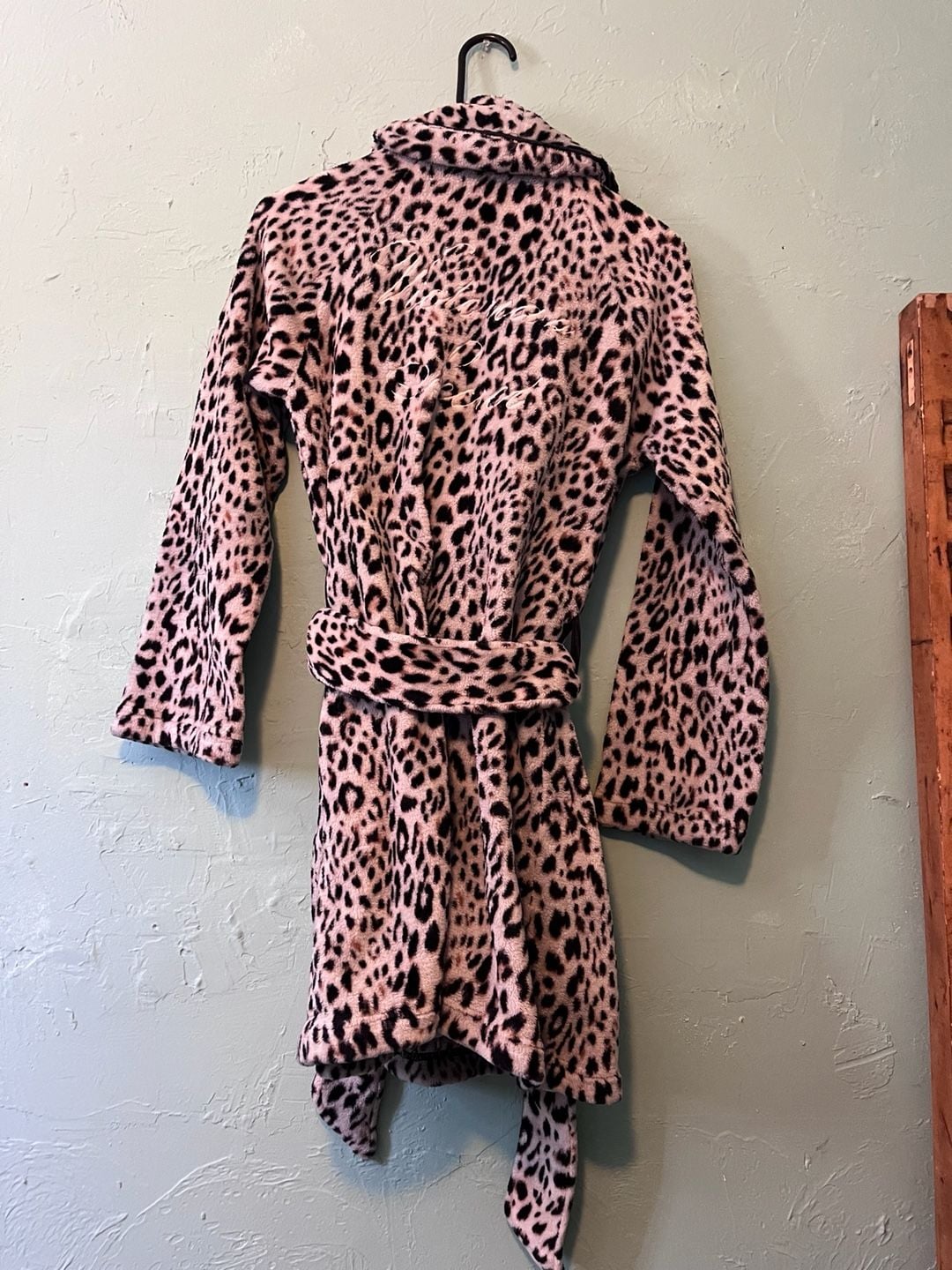 Victoria's Secret Leopard Fleece Robe Size XS/S 7
