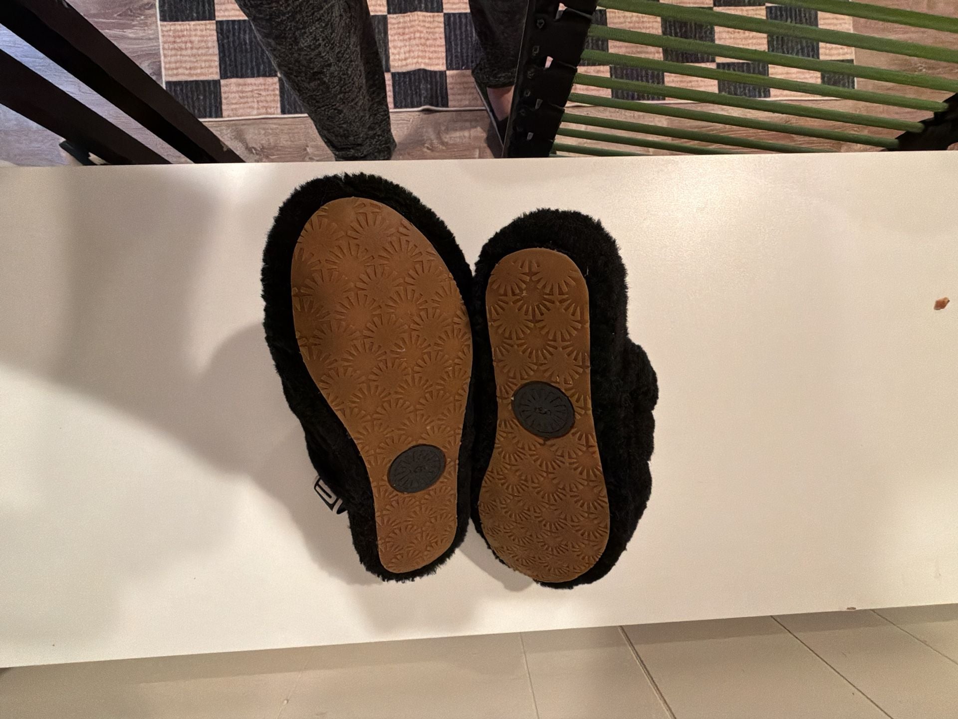 UGG Fluff Yeah Slide Size 8 Black Slippers 8