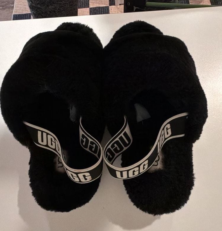 UGG Fluff Yeah Slide Size 8 Black Slippers 3