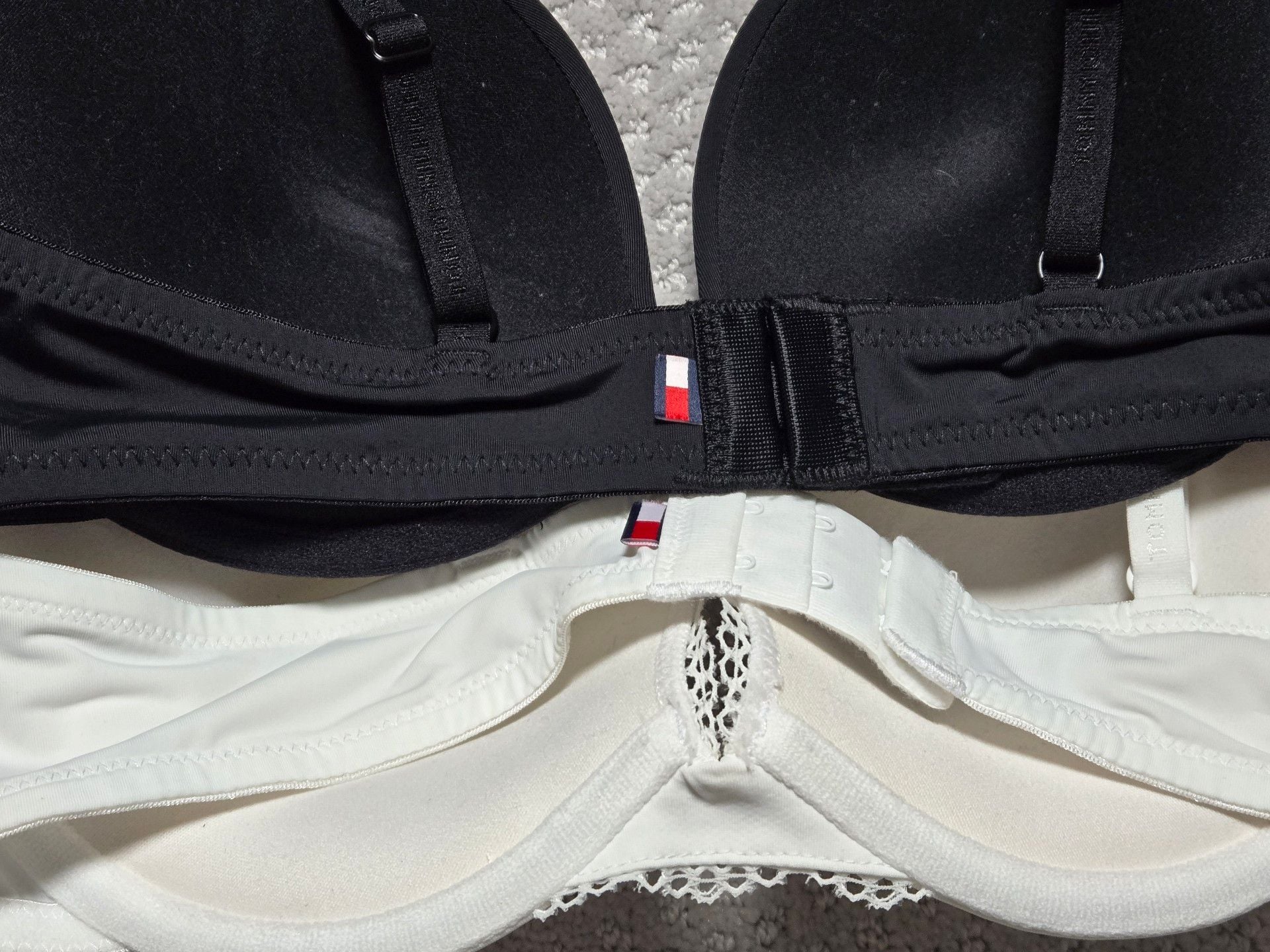 Tommy Hilfiger 2-Pack Push-Up Bra Size 34C White Black Logo Lace Trim 8