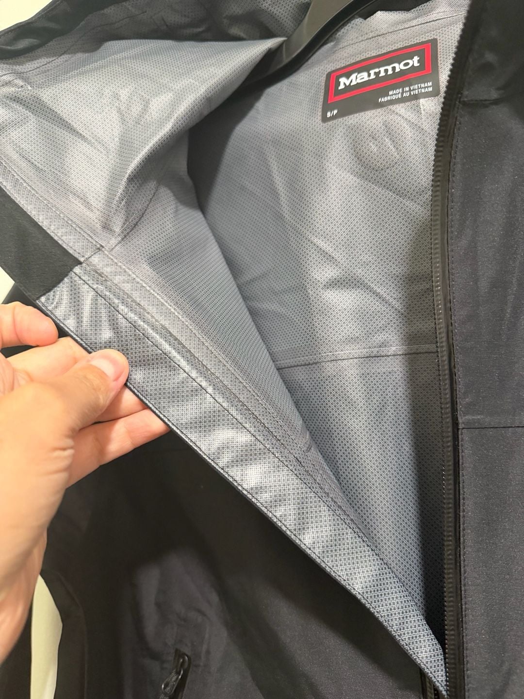 Women Marmot Pertex Shield Rain Jacket Black size small 9