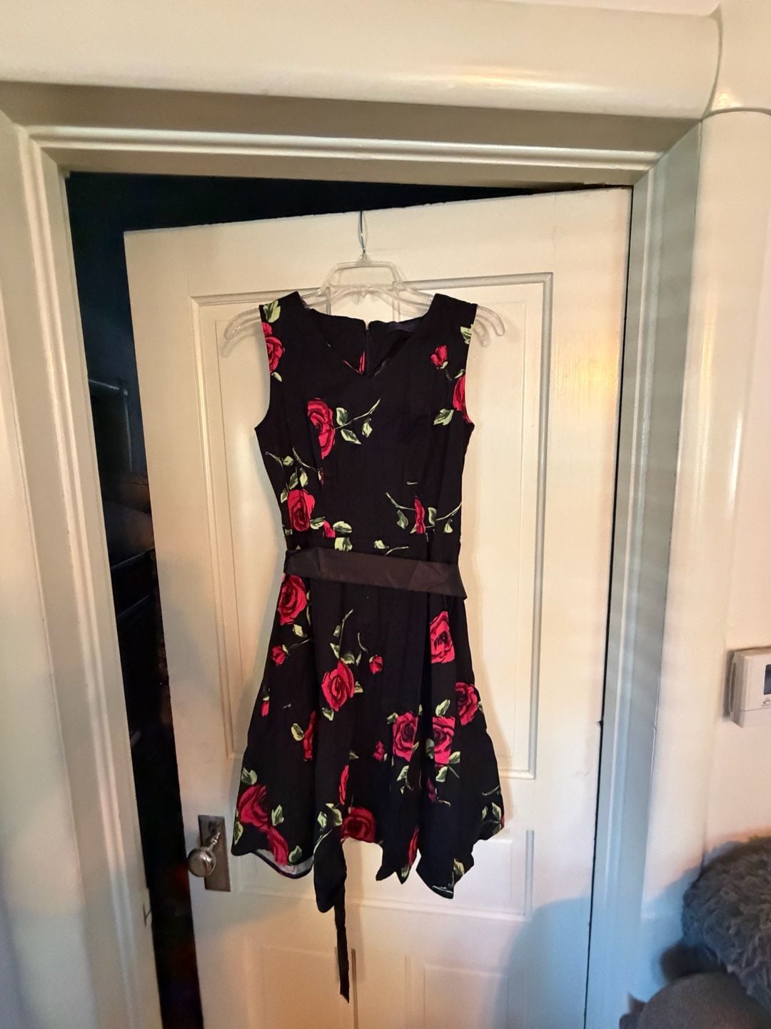 BRIDESMAY Vintage Floral Rose Swing Dress Size M Black Red Retro Rockabilly 2