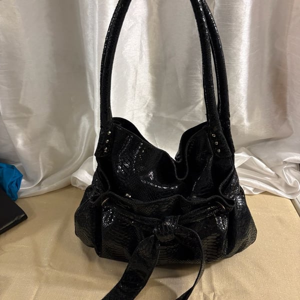 Perlina Black Snakeskin Embossed Leather Handbag