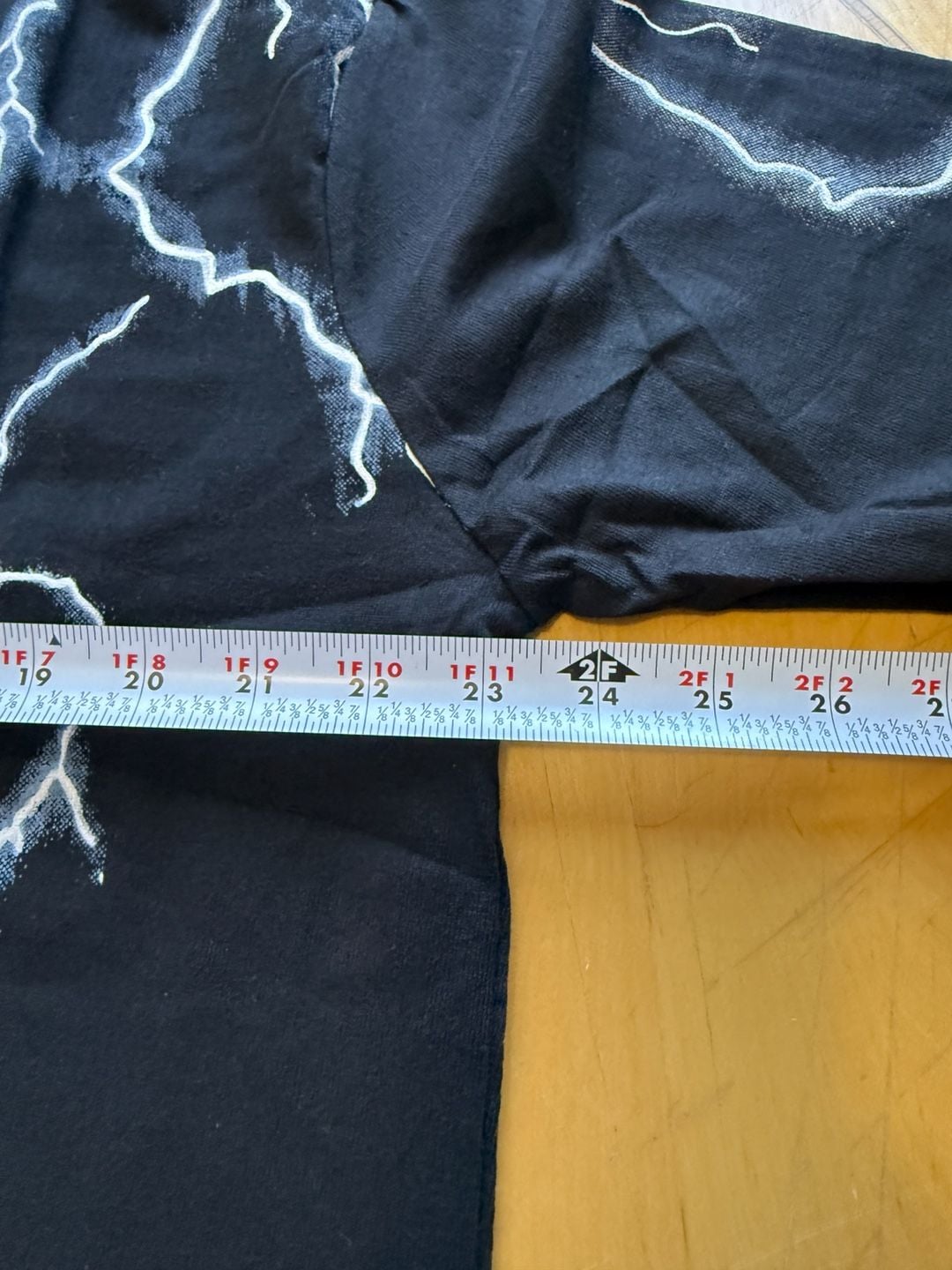 Reason T-Shirt Size L Black Skull Lightning Graphic Tee 9