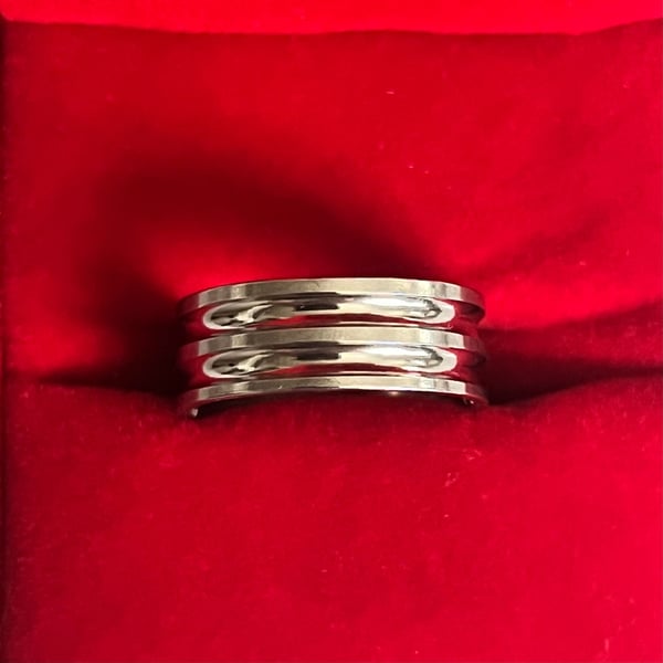  Triple Band Beveled Edge Design Silver Polished 8mm Ring Size 6
