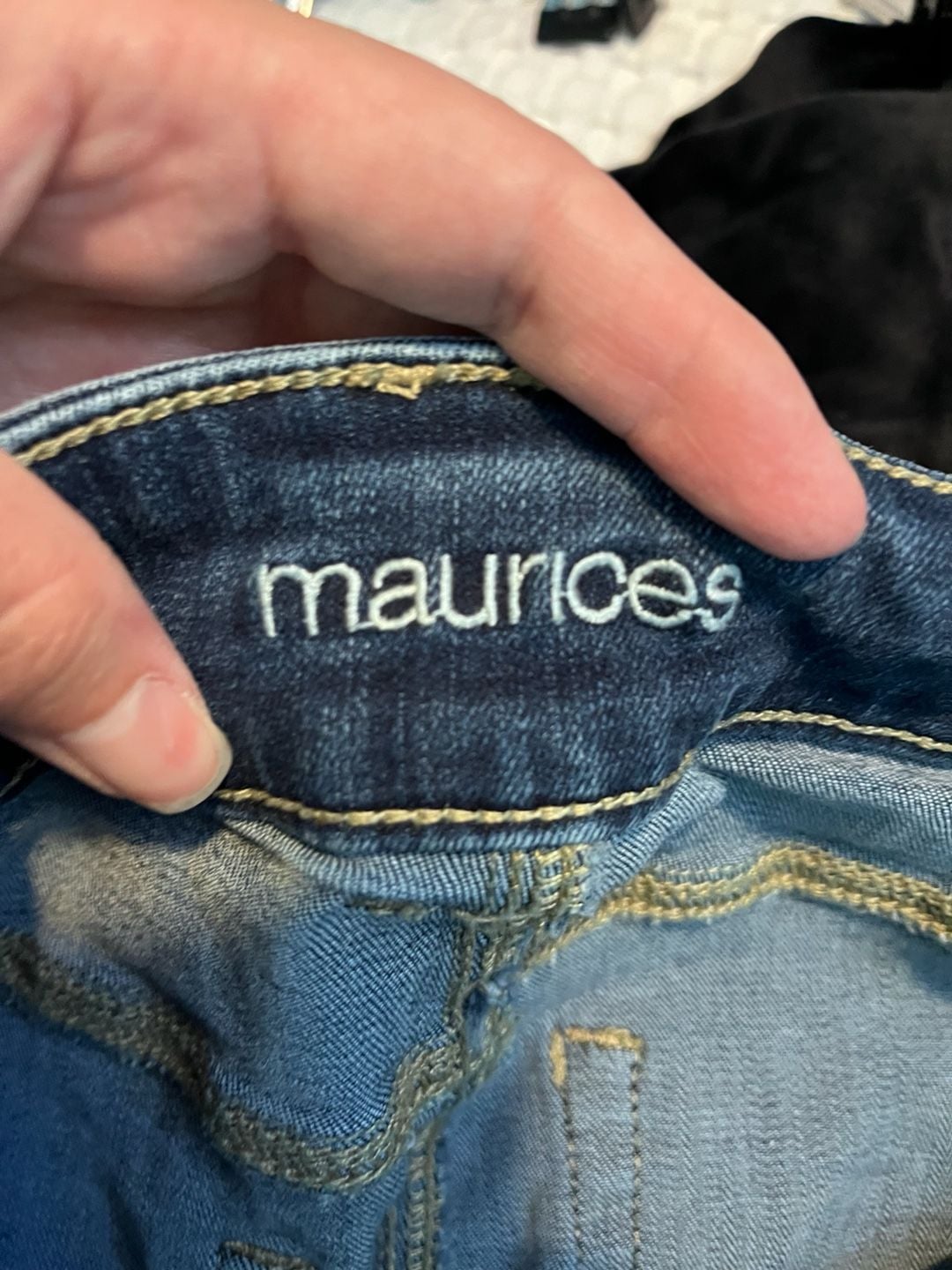 Maurices Cropped Jeans Size 4 blue Denim 8