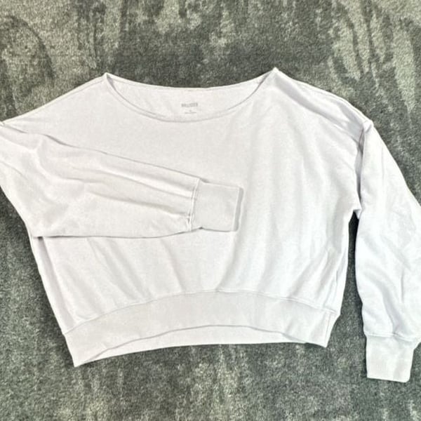 Hollister Off The Shoulder Sweatshirt Size S Light Purple Cropped Pullover