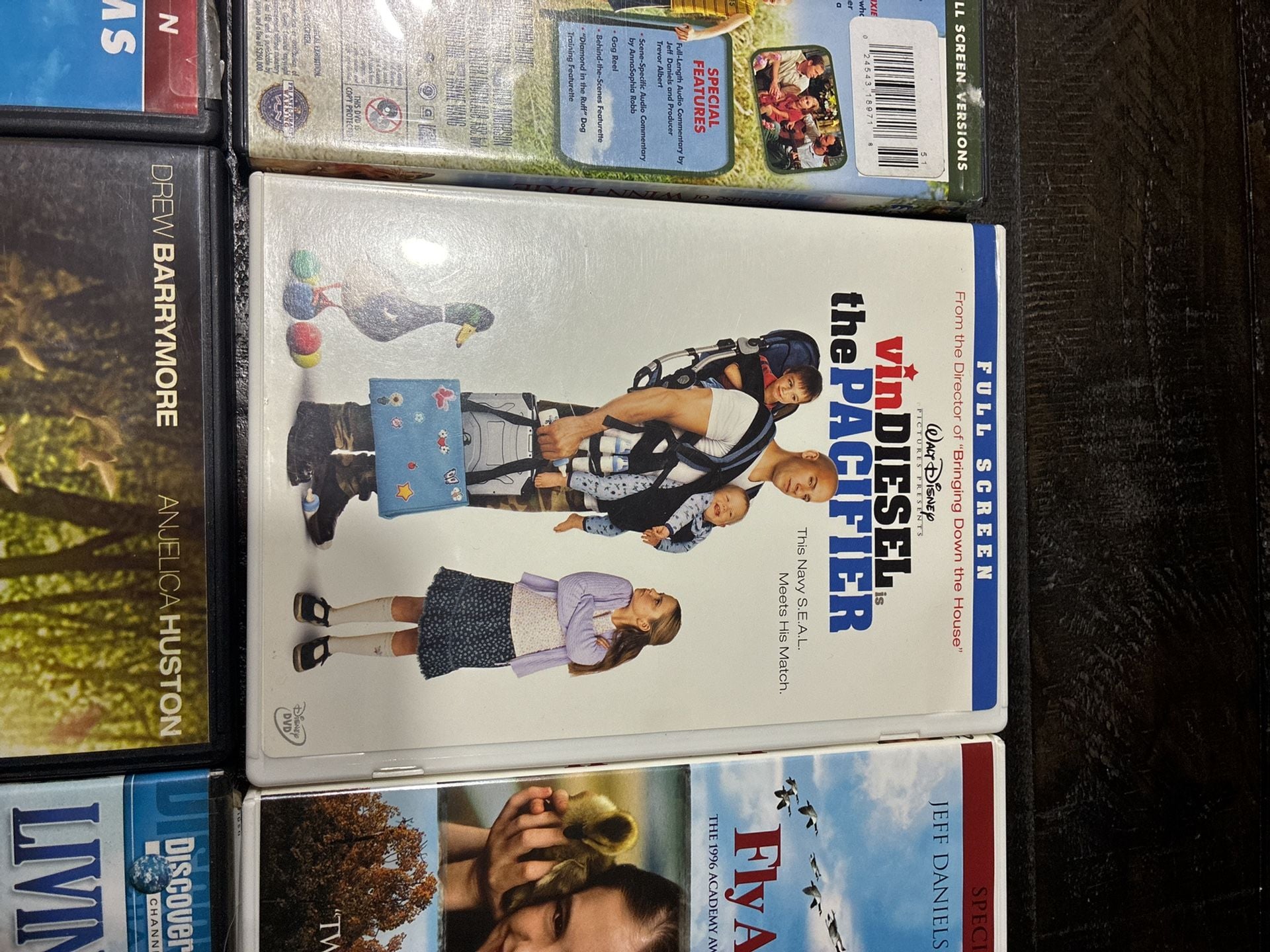 Lot of 8 Family DVDs Movie Collection Lot 6