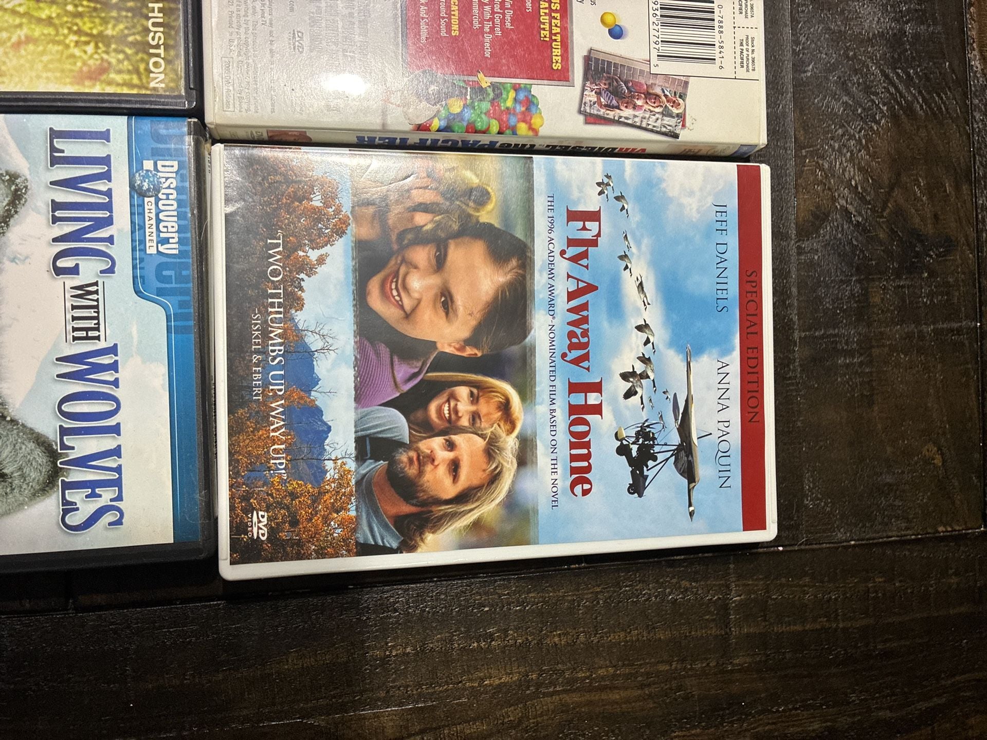 Lot of 8 Family DVDs Movie Collection Lot 8