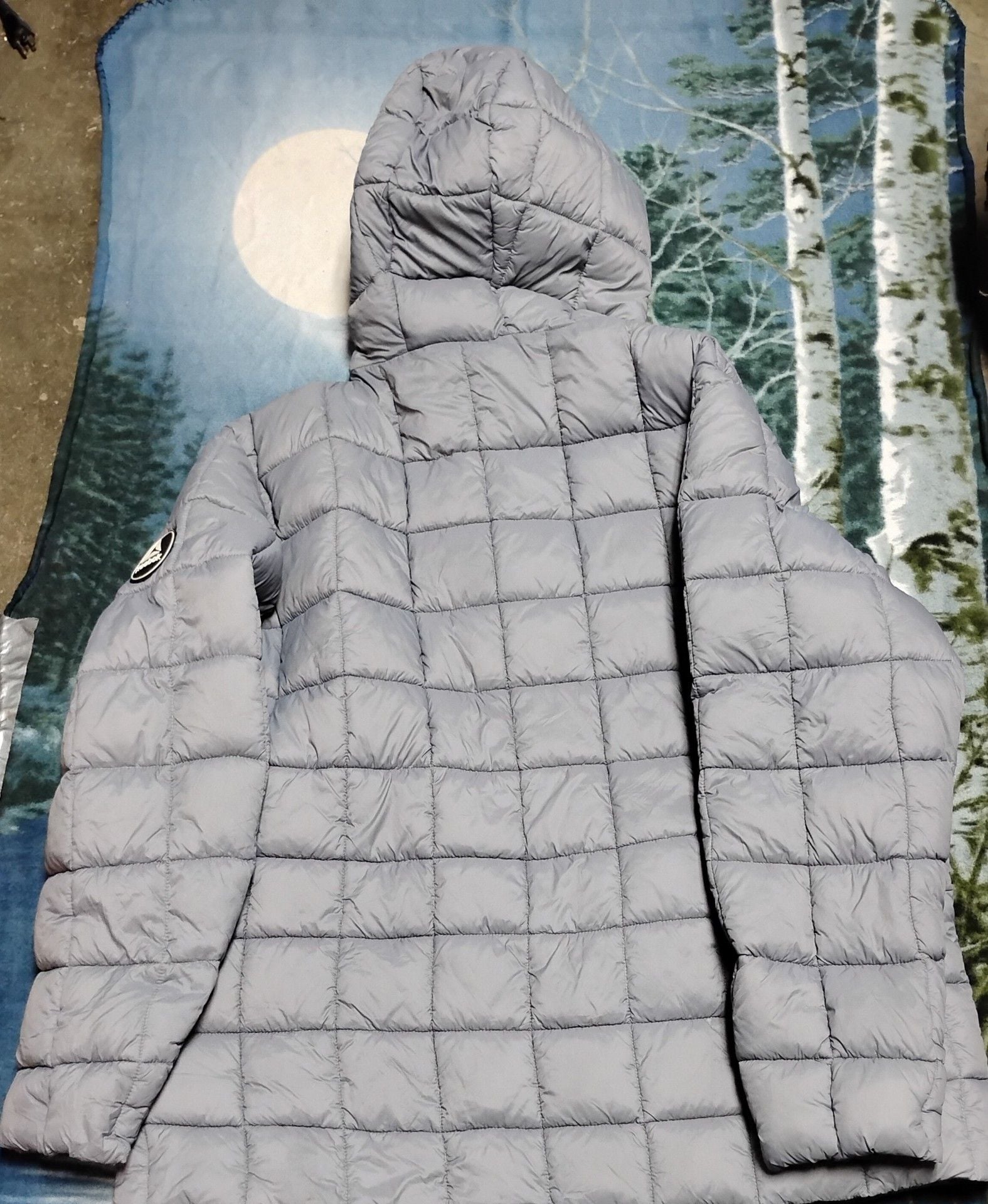 Product thumbnail 3