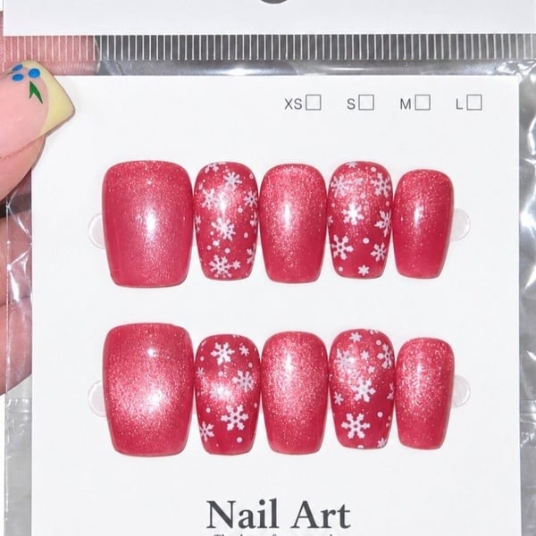 Nail Art Red Cat Eye Snowflake Christmas Press-On False Nails