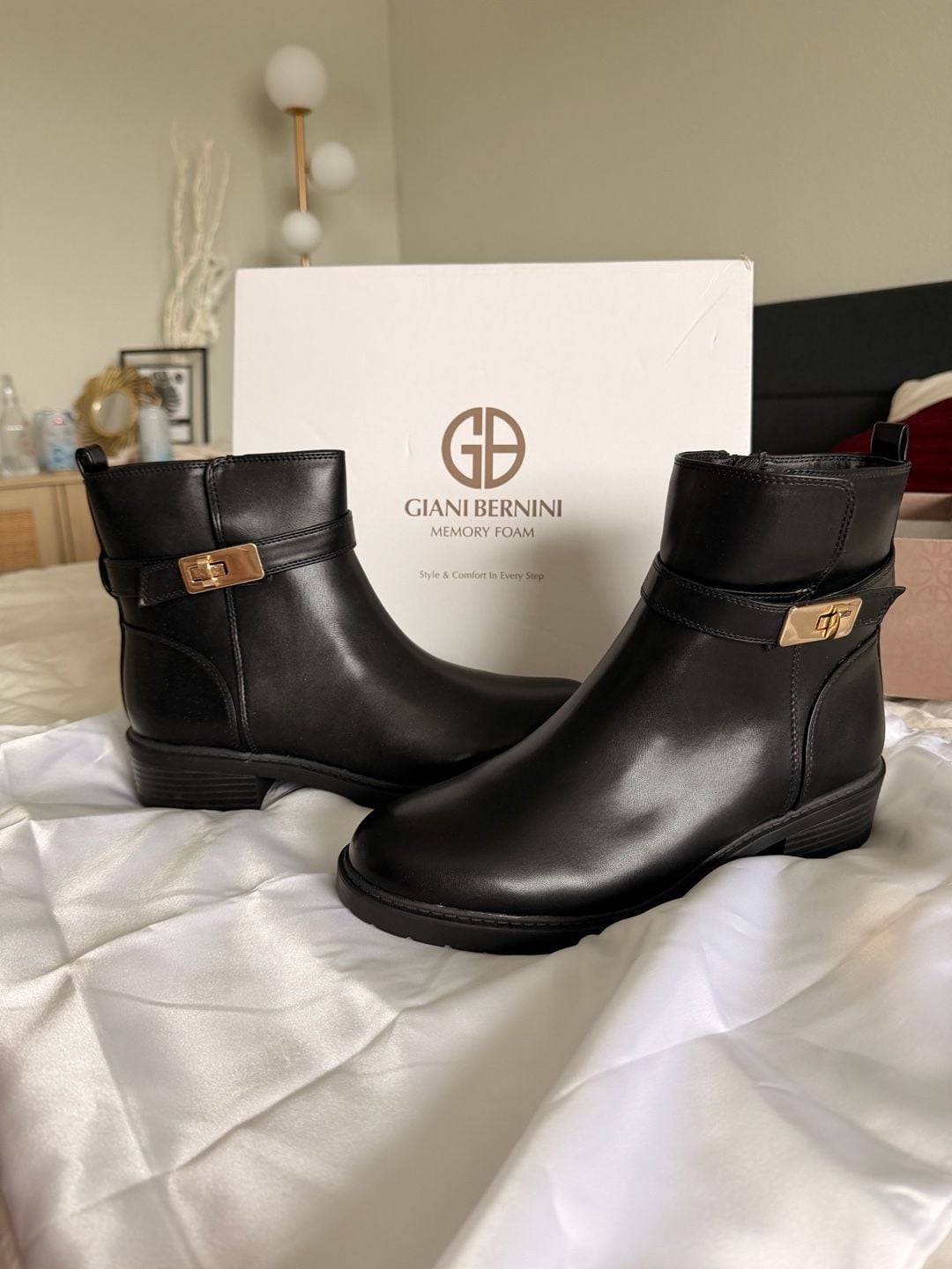 Giani Bernini Becca Buckle Booties Size 8.5M Black Faux Leather 2