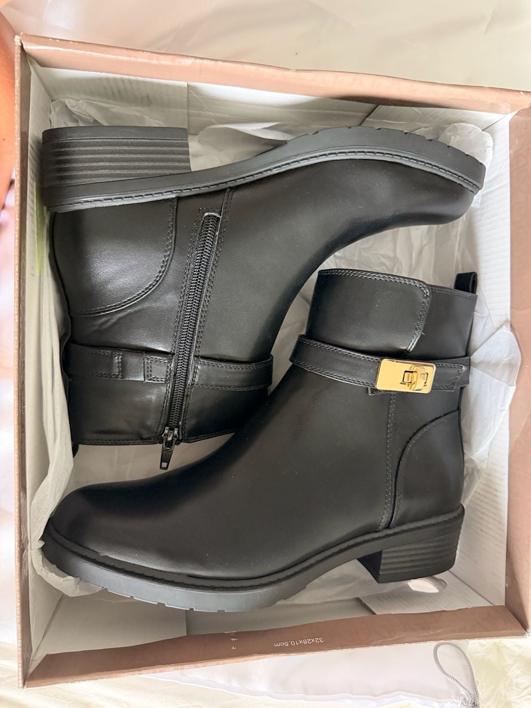 Giani Bernini Becca Buckle Booties Size 8.5M Black Faux Leather 7