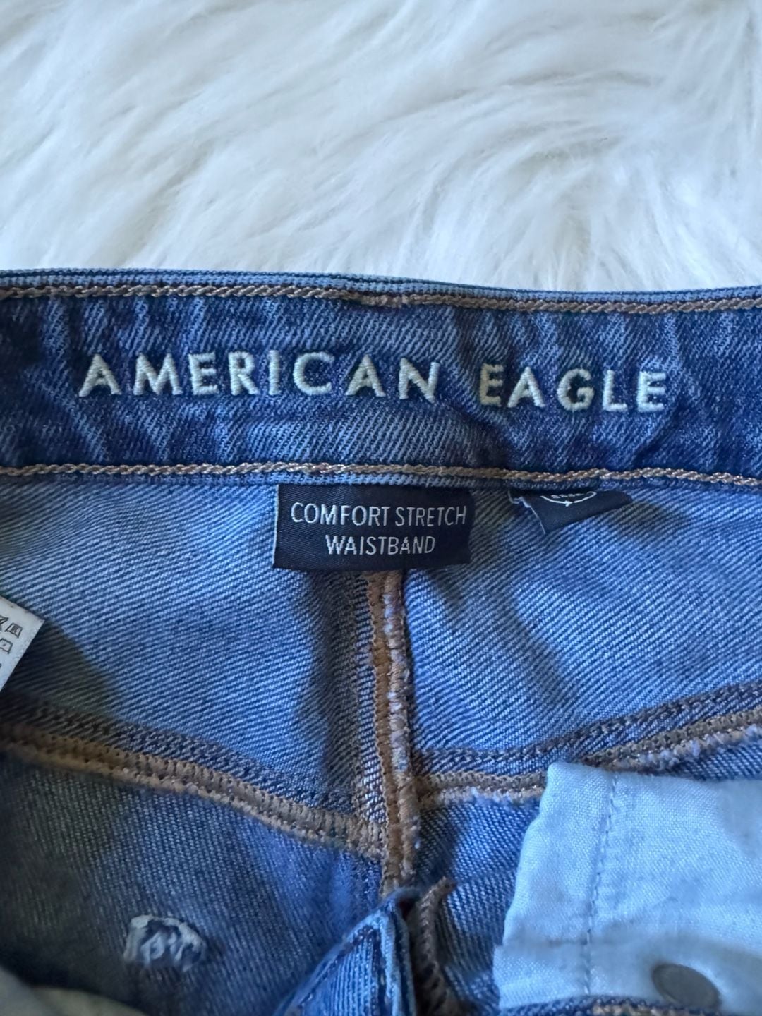 American Eagle Stretch Ripped Super High-Waisted Straight Jean Size 6 Blue 6