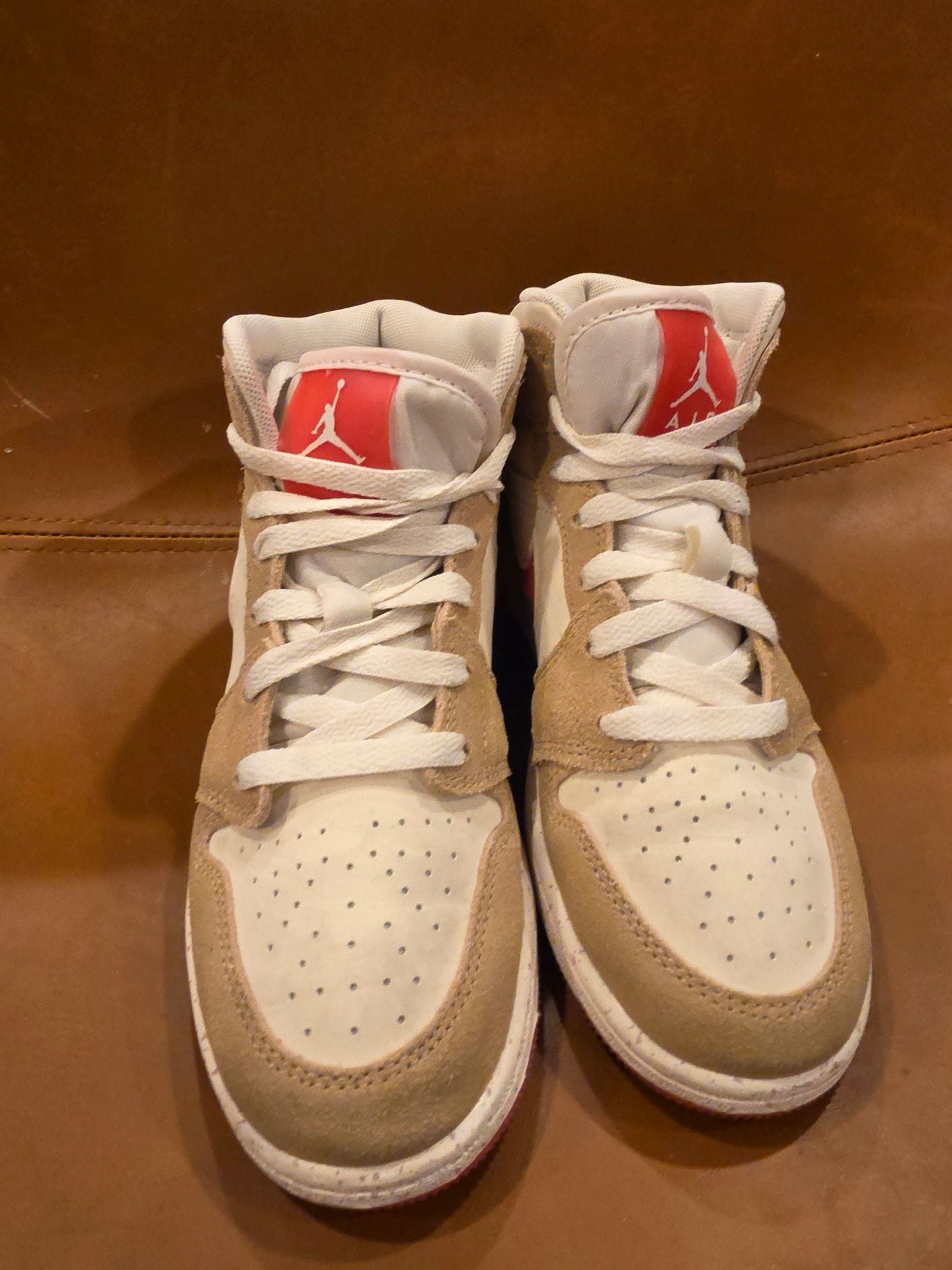Air Jordan 1 Mid SE GS Peanut Butter Jelly 3