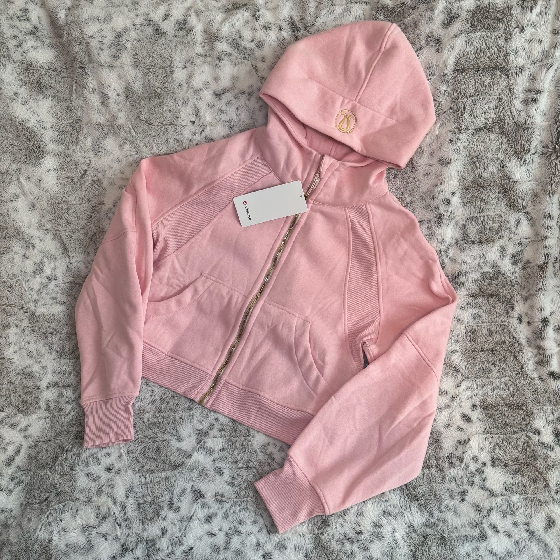 Lululemon Scuba Full-Zip Cropped Hoodie Size 8 Strawberry Milkshake 2
