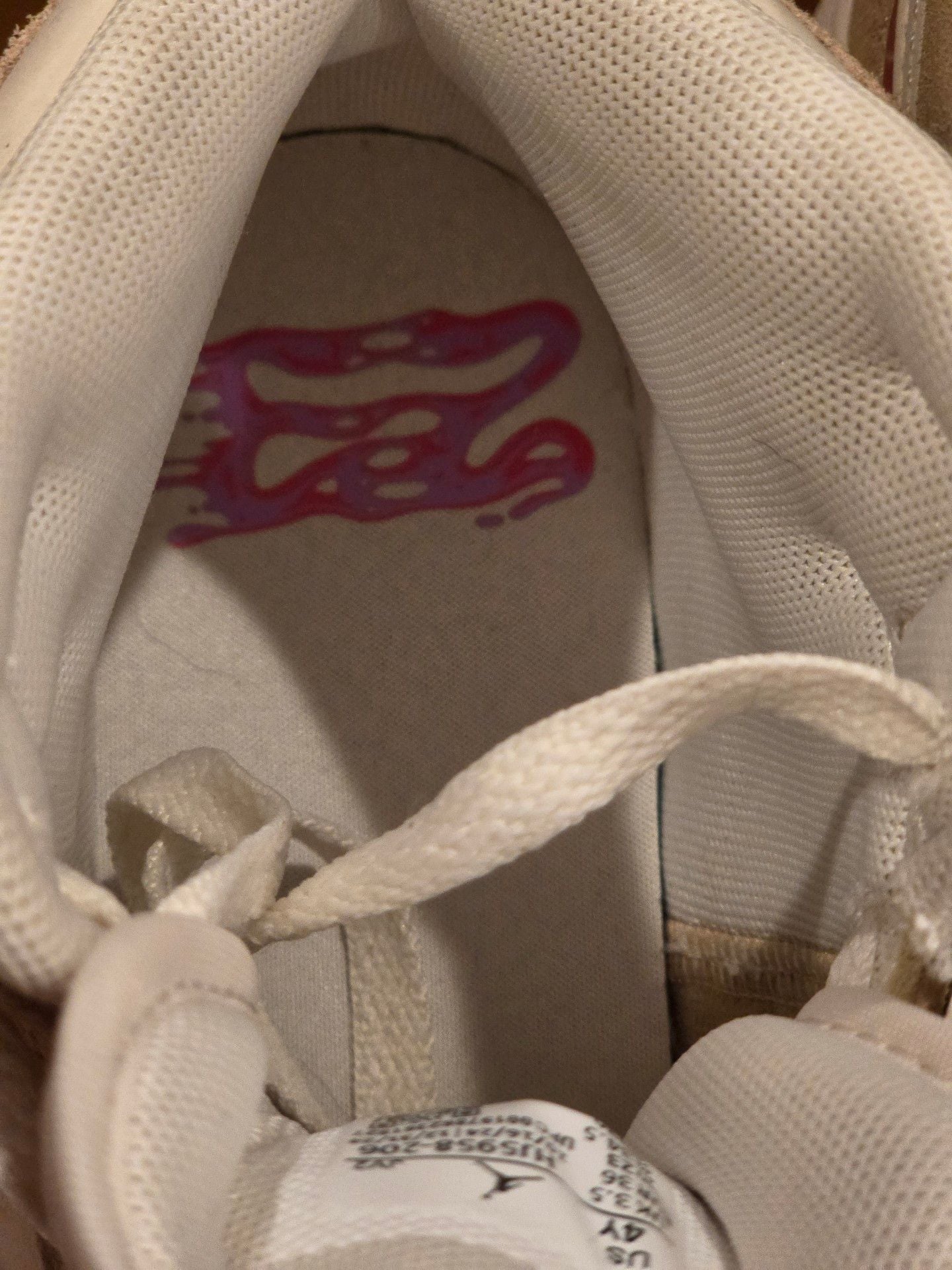 Air Jordan 1 Mid SE GS Peanut Butter Jelly 7