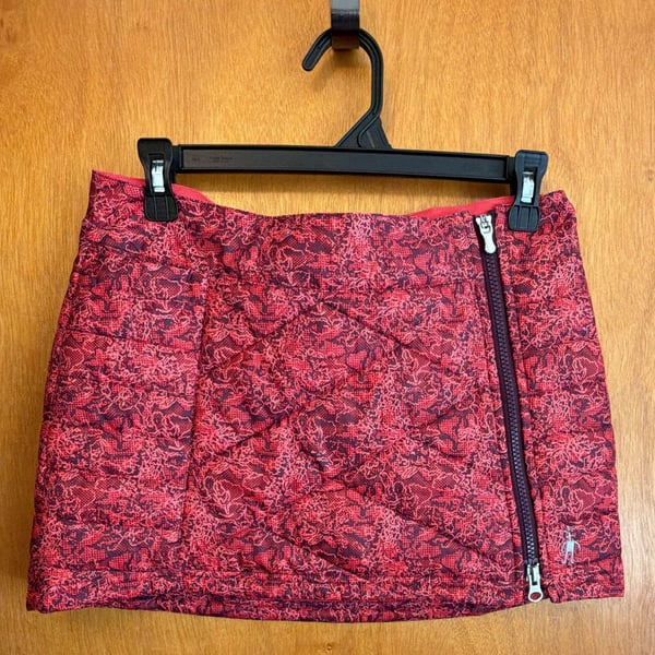 Smartwool Quilted Insulated Skirt Size XS Pink Red Pattern
