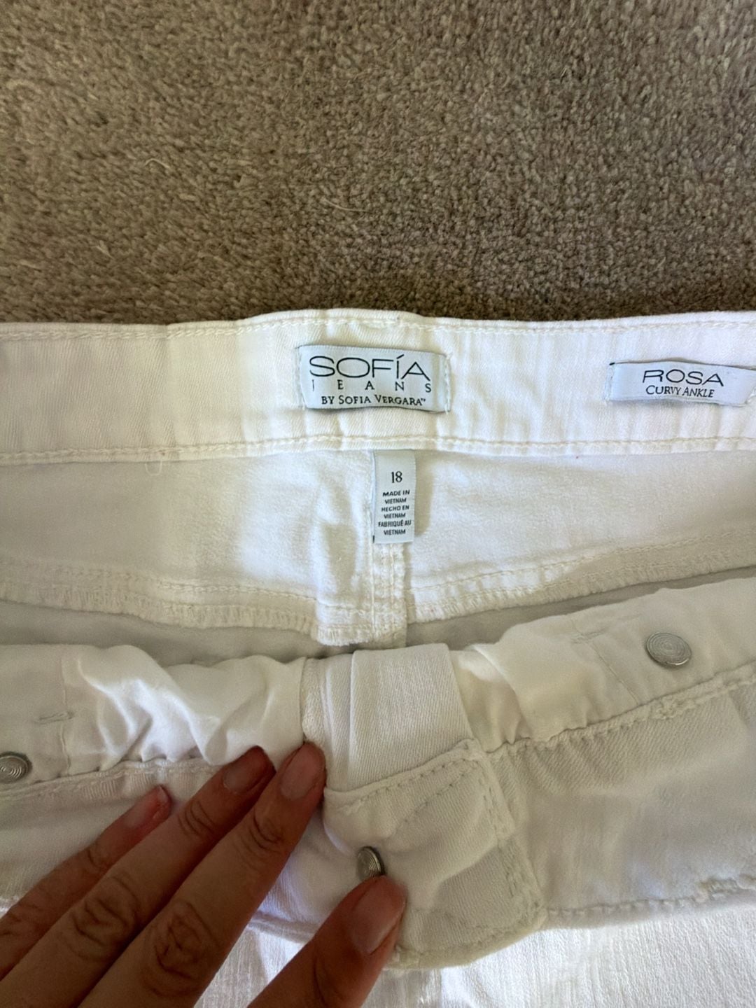 Sofia Jeans by Sofia Vergara Rosa Curvy Ankle Size 18 White Fringe Hem 3