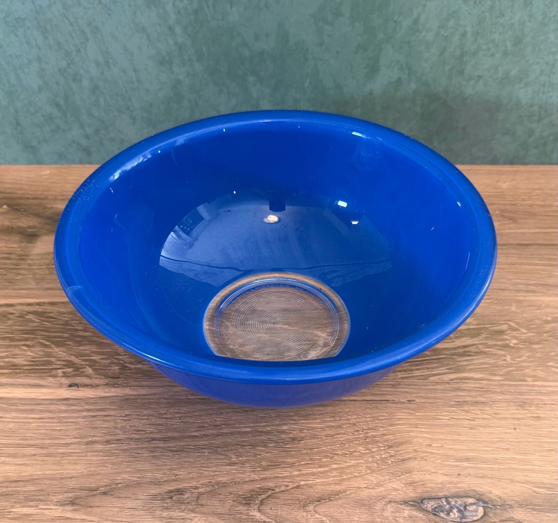 Pyrex Mixing Bowl 325 2.5L Blue Clear Bottom Vintage 1