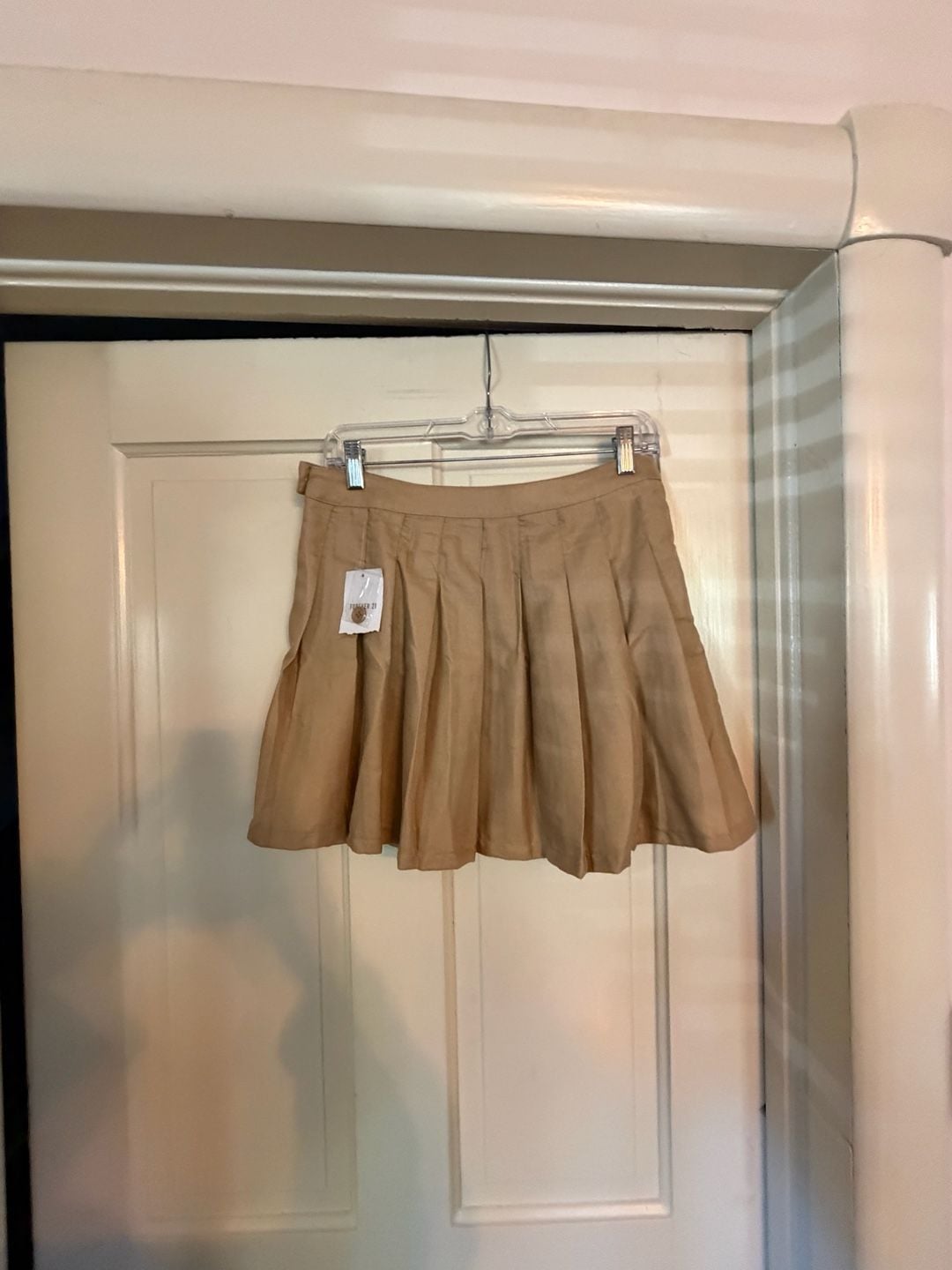 Forever 21 Pleated Mini Skirt Size L Khaki Polyester 8