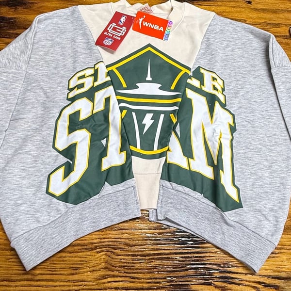 Ultra Game Seattle Storm Sweatshirt Size M Grey WNBA
#gamedaygear#wnba