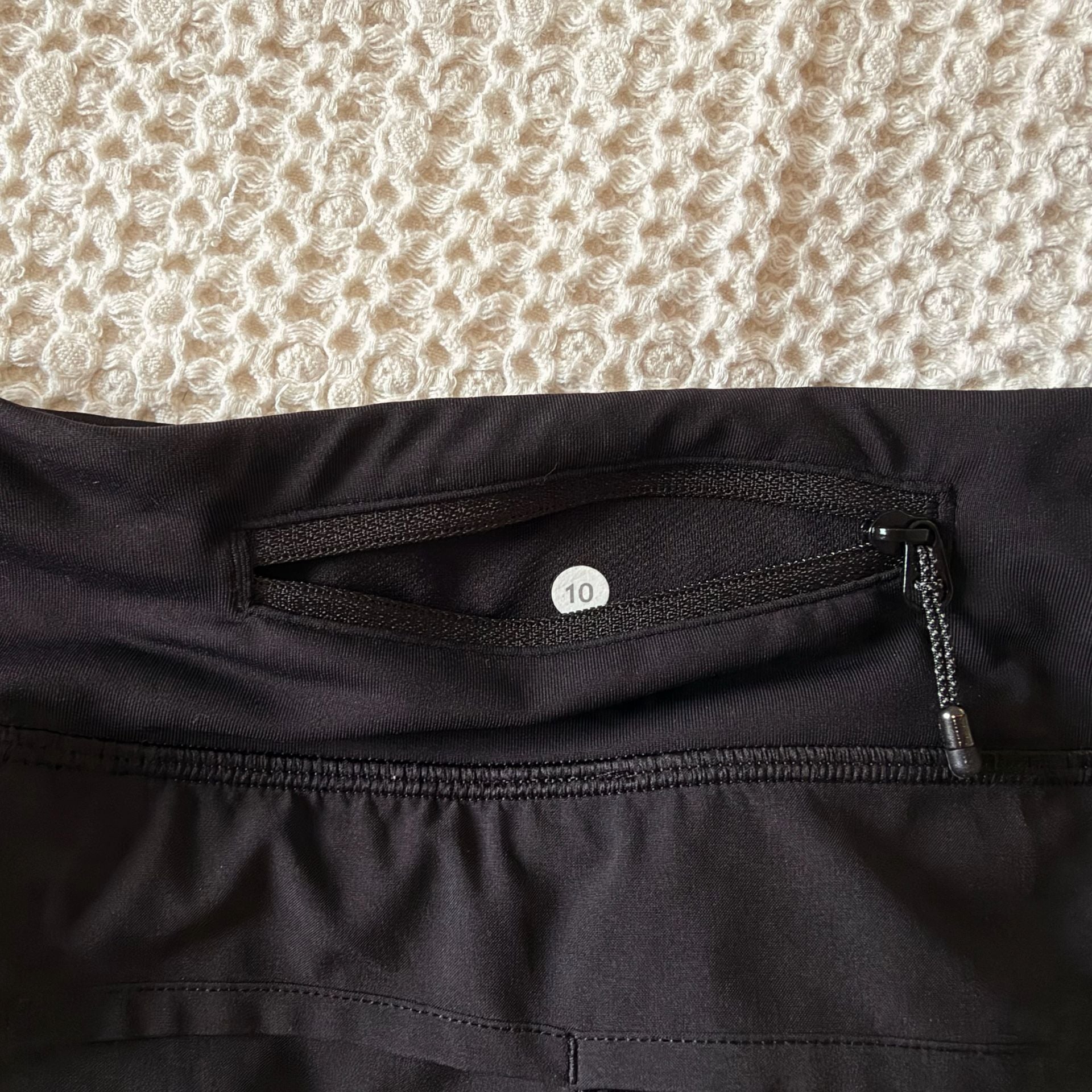 Lululemon Speed Up Low-Rise Short 2.5" - Black - Size 10 7