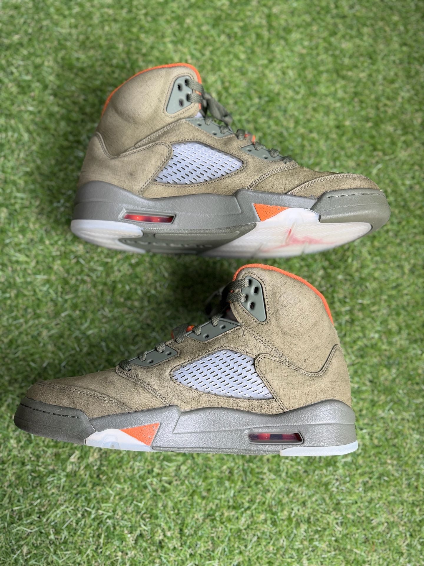 Air Jordan 5 Retro Olive Size 10m 4