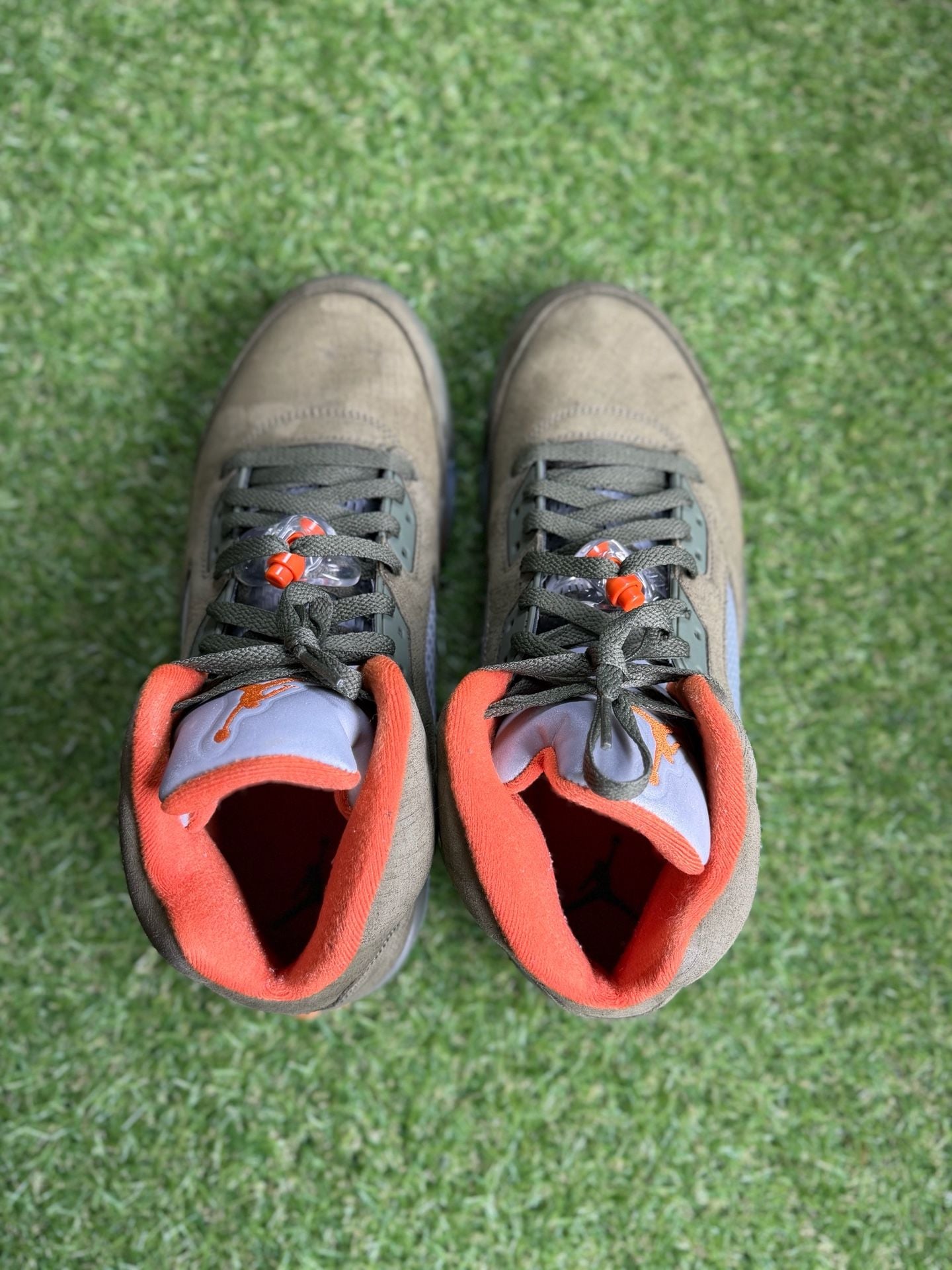 Air Jordan 5 Retro Olive Size 10m 5