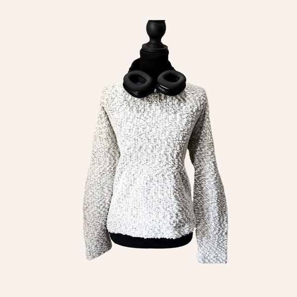 cream textured cozy knit sweater top size medium