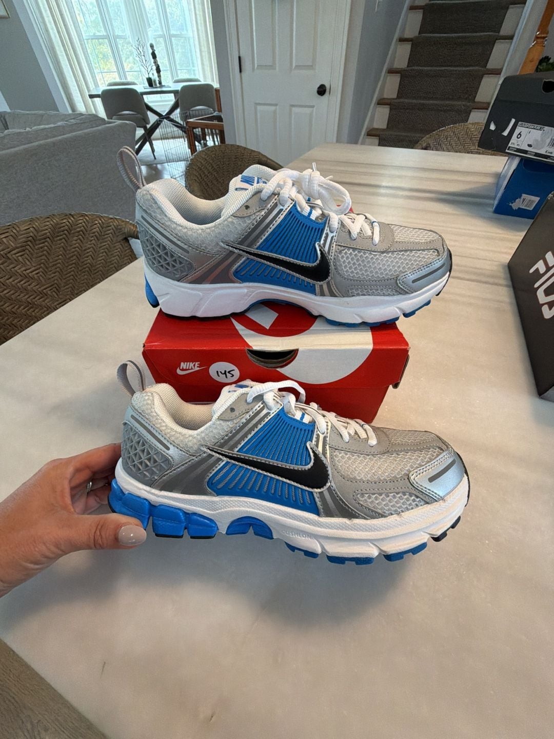 Nike Vomero 5 Size 5.5Y White Black Pure Platinum Photo Blue HF6998-103 2